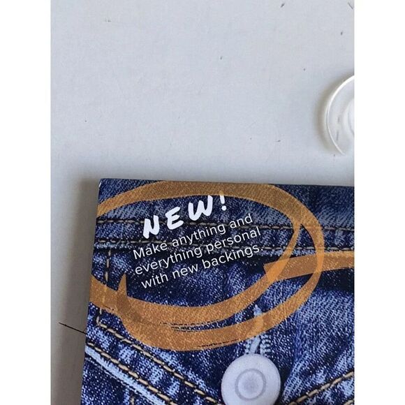 5 Pack Crocs Jibbitz Dude Pin Backer Alien Dominoes Peace Pizza Slice NEW - Picture 2 of 12